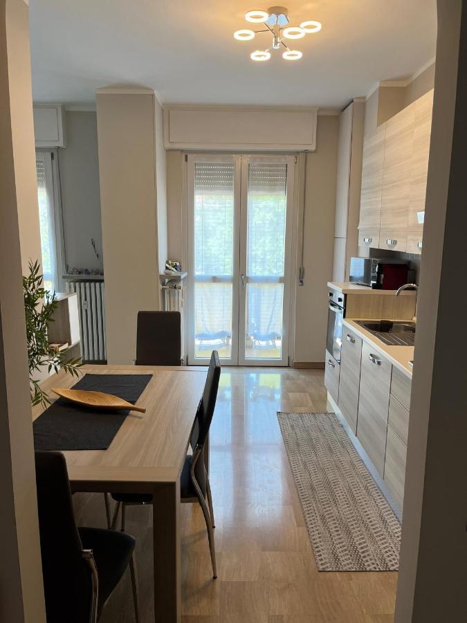 Cini Infinity House Apartment ชินิเซลโลบาลซาโม ภายนอก รูปภาพ